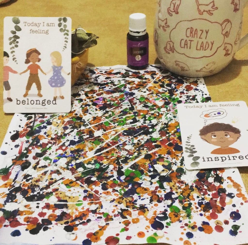 emotion cards, feeling cards, emotional intelligence, socio-emotional learning, emotional literacy, parenting, calm parenting, emosyon bibo, gentle parenting, intentional parenting, emosyon bibo cards, kid using emotion cards, how to use feeling cards 