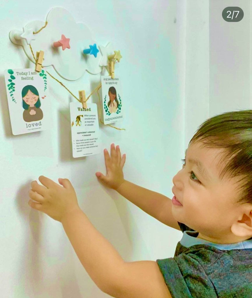 emotion cards, feeling cards, emotional intelligence, socio-emotional learning, emotional literacy, parenting, calm parenting, emosyon bibo, gentle parenting, intentional parenting, emosyon bibo cards, kid using emotion cards, how to use feeling cards 